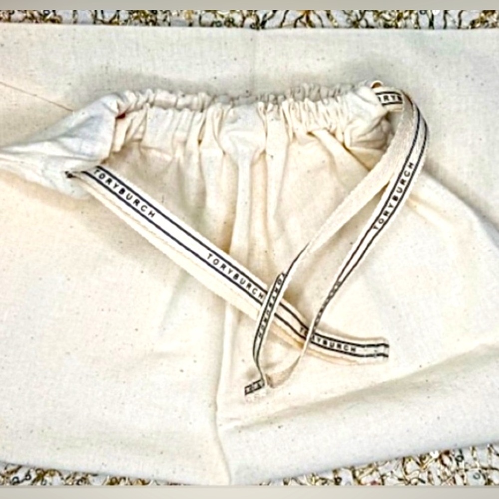 🎁GIVIE FREE SHIPPING TORY BURCH DUST BAG, ‼️ READ‼️